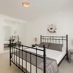 Casa Sol Dourado Apartment *